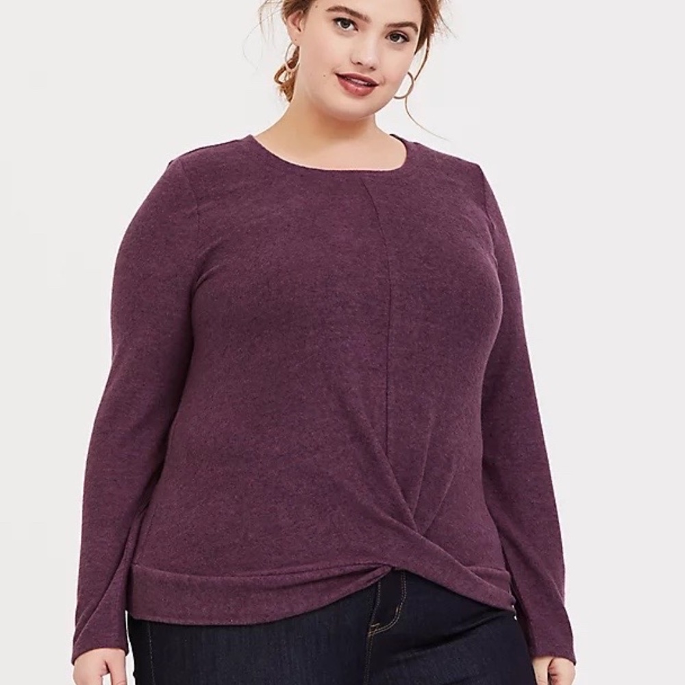 Torrid Super Soft Twist Hem Hacci Top Size 2x - image 1